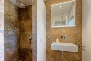 PP003CN R.Web 030_tonemapped