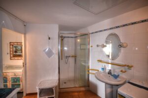 1040_Angela Polowinski (57)_tonemapped