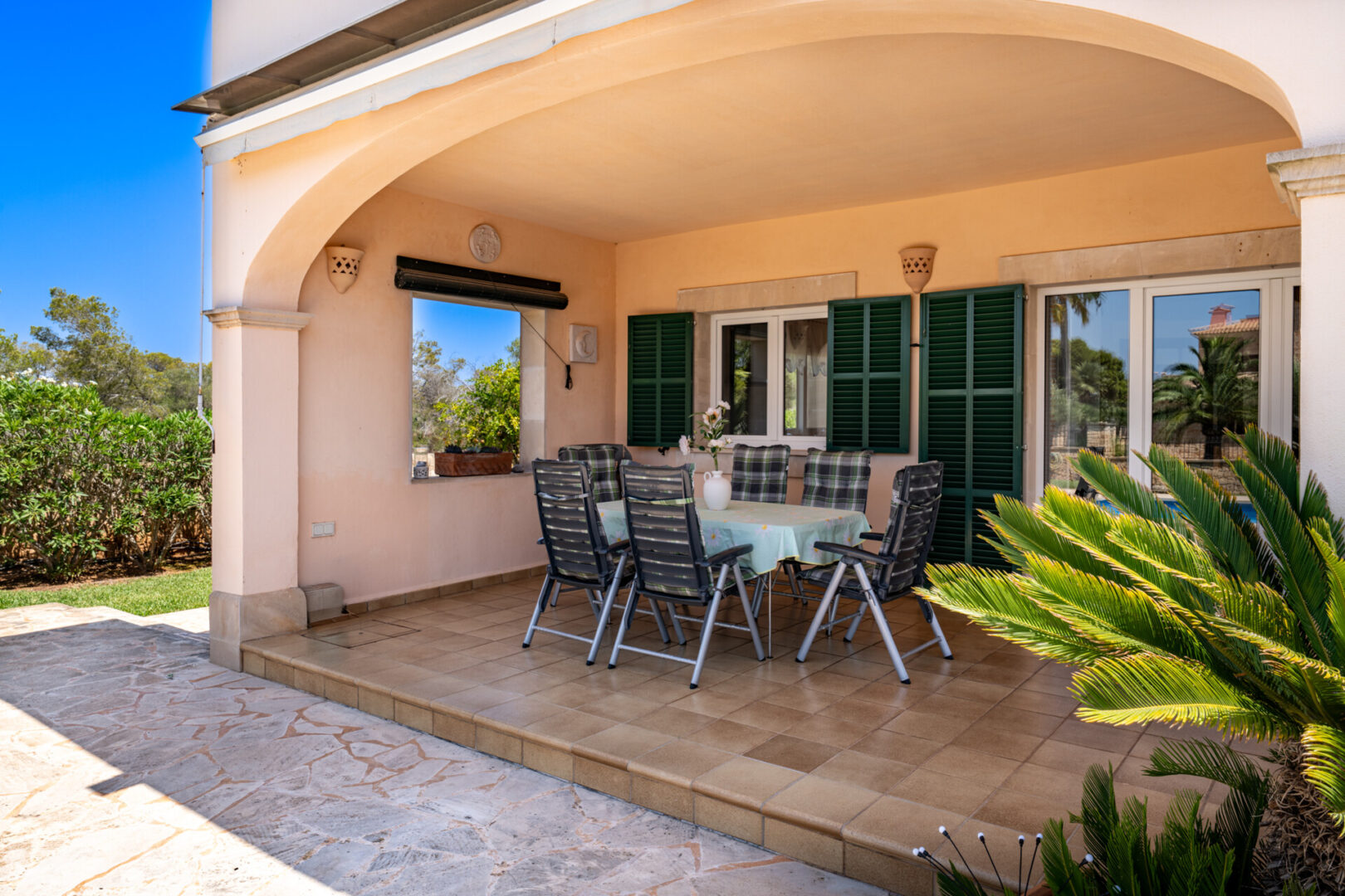 PP004CN exteriores buen tiempo R.Web 013